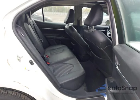 2018 Toyota Camry Se z USA, uszkodzony, nr VIN 4T1B11HK3JU021612